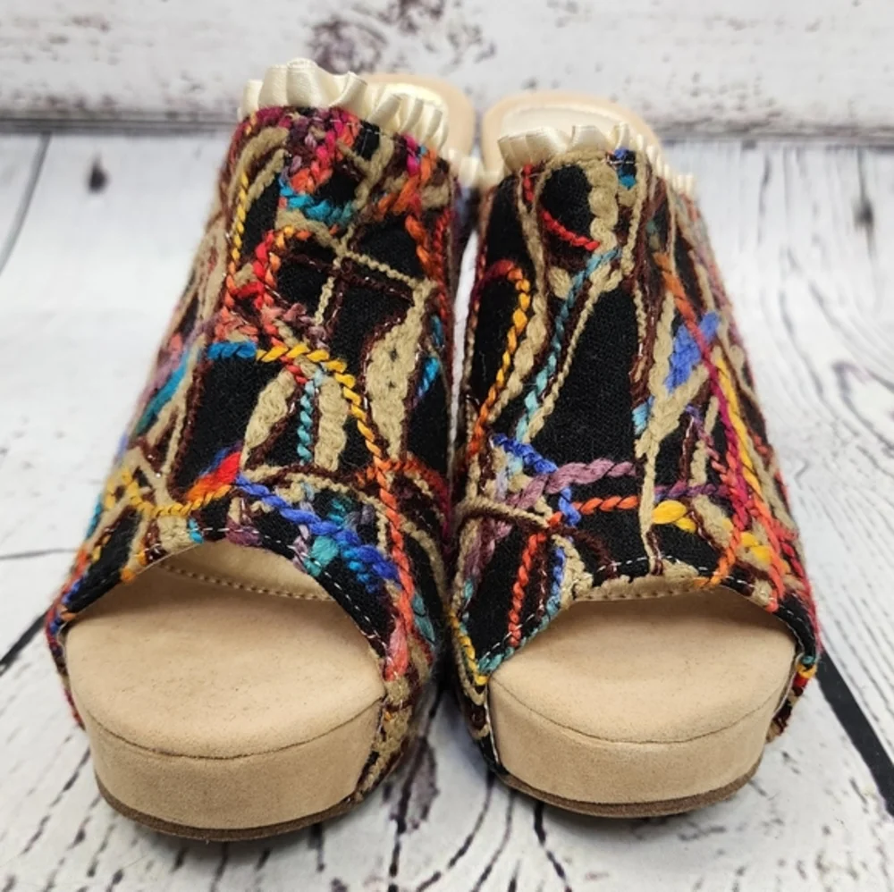 Kayleen‎ by Los Angeles Wedges